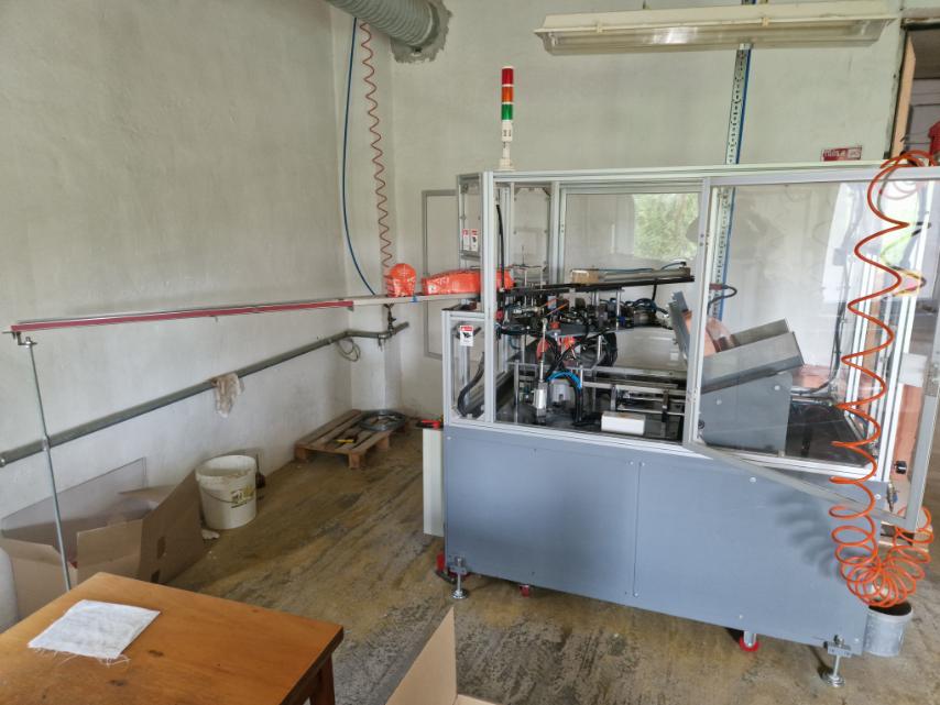 Metal handle nudel box machine